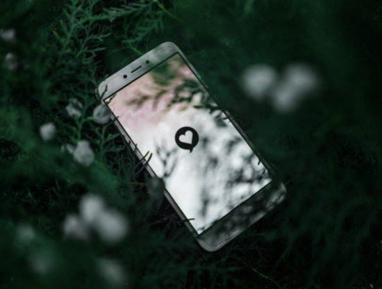 Wirtualne flirtowanie w czasie izolacji