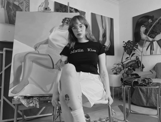 Mónica Loya: meksykańska malarka, która uchwyca kruchość emocjonalną surrealistycznymi pociągnięciami pędzla